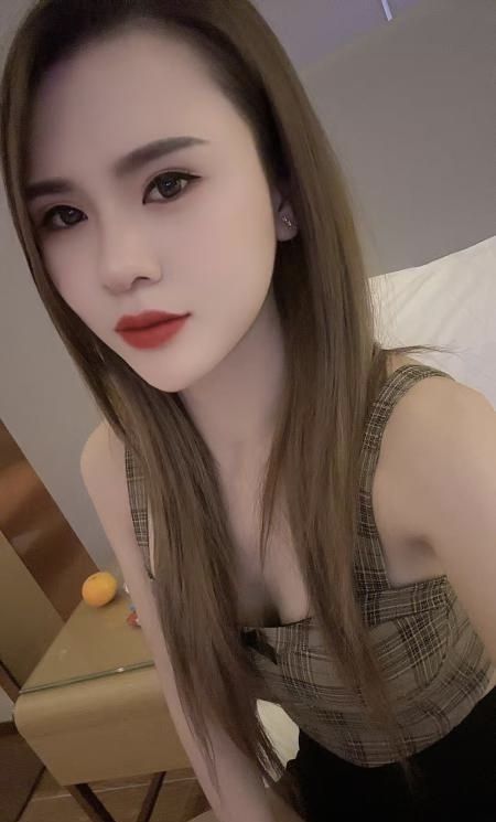 海口妹子菲儿