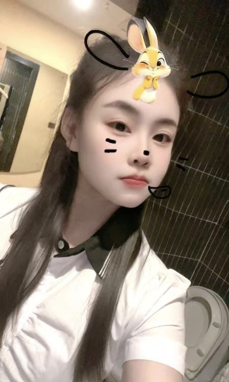 有颜有奶小姐姐