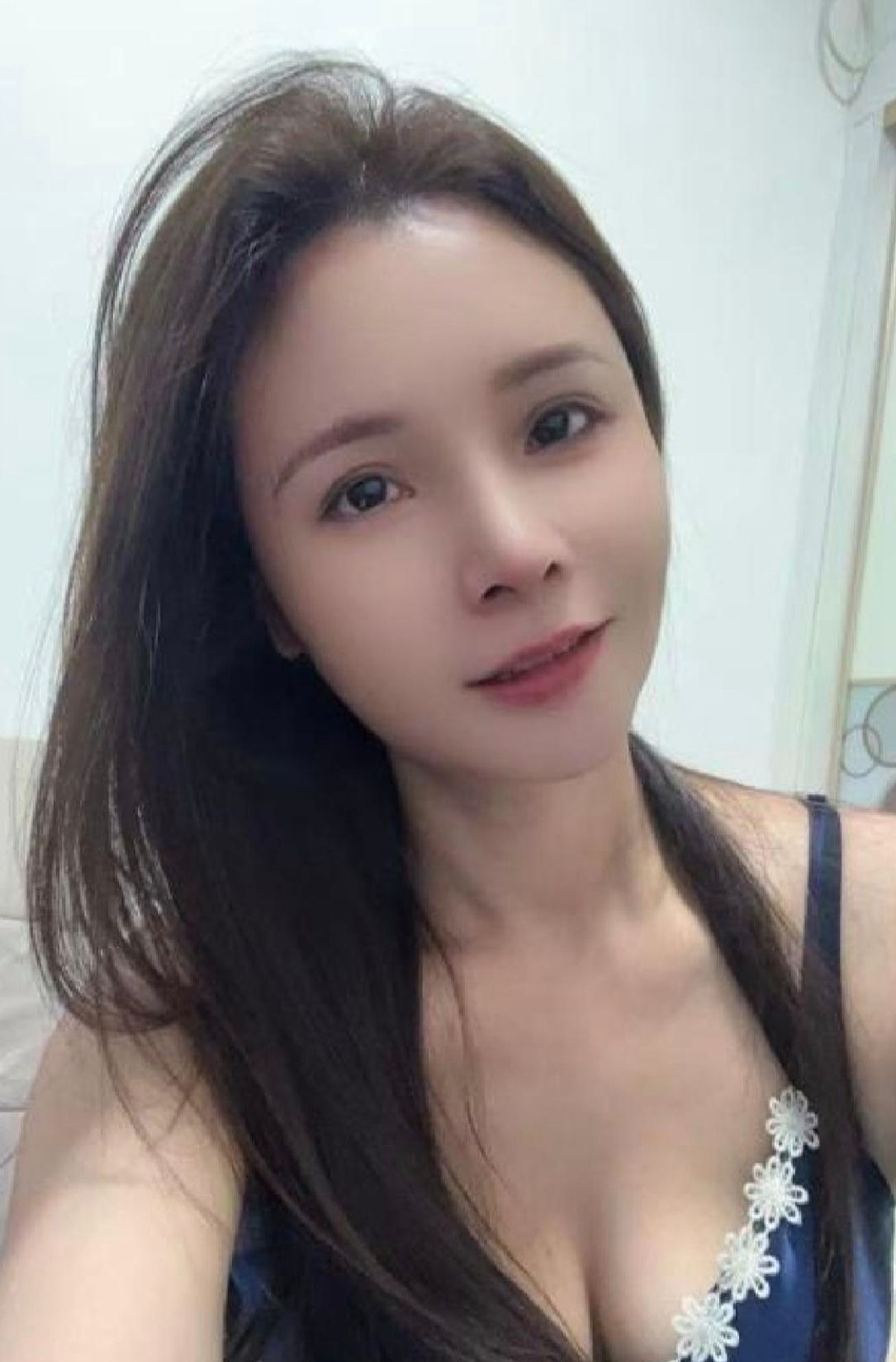 实惠泻火的兰兰